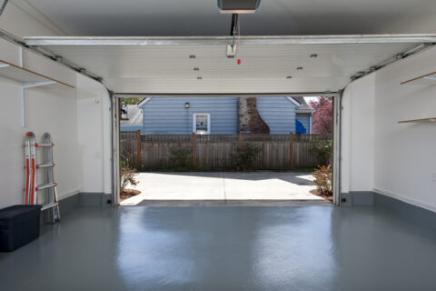 Working on the Cheap: 10 Inexpensive Ideas to Turn the Garage into a ...